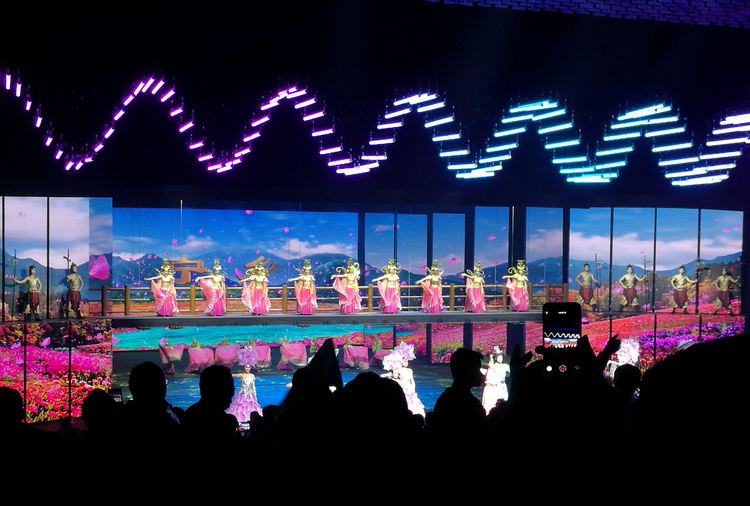 银娱优越会特种陶瓷有限公司举行2019年炭河古城一日游